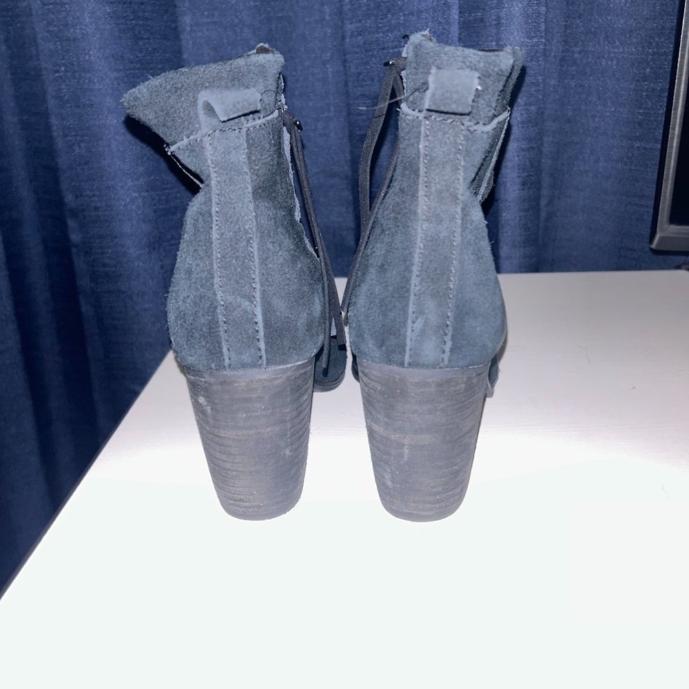 TOMS Booties - Picture 2 of 3